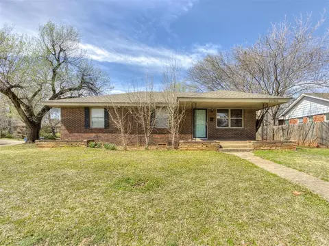 10701 Whitehaven Dr, Oklahoma City, OK 73120