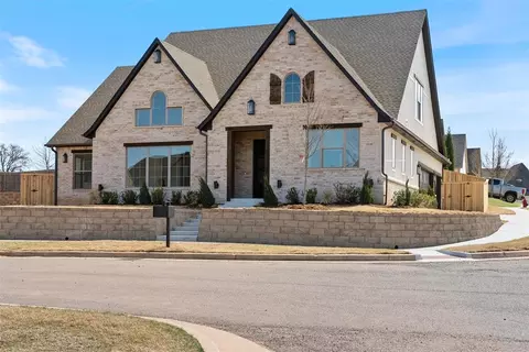 2424 Amante Ct, Edmond, OK 73034