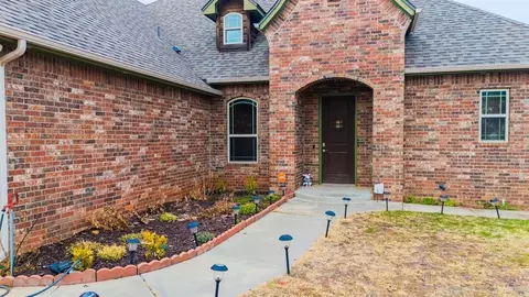 Exterior - 329678 E 1000 Rd, Harrah, OK 73045 photo 4 of 4