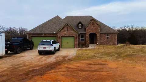 Exterior - 329678 E 1000 Rd, Harrah, OK 73045 photo 1 of 4
