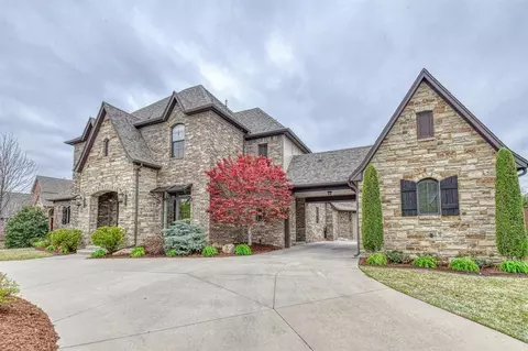 4504 Canonbury Cir, Norman, OK 73072