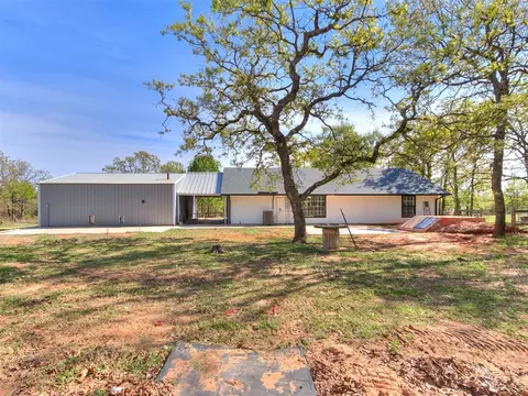 Exterior - 21201 E Montgomery Dr, Mcloud, OK 74851 photo 10 of 11