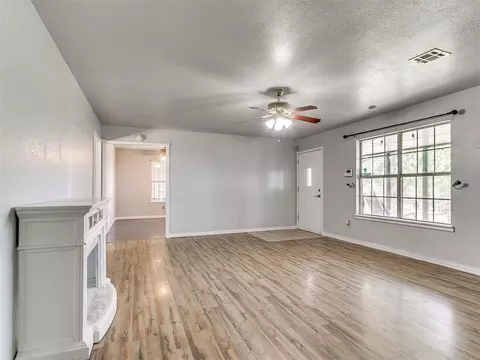 Living - 21201 E Montgomery Dr, Mcloud, OK 74851 photo 1 of 3