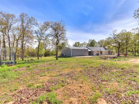 Exterior - 21201 E Montgomery Dr, Mcloud, OK 74851 photo 9 of 11
