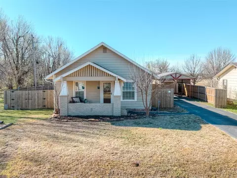 221 E Van Buren St, Crescent, OK 73028