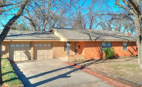 5949 NW 27th St, Oklahoma City, OK 73127