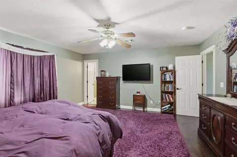 Bedroom - 998 Garden Rd, Tuttle, OK 73089 photo 2 of 3