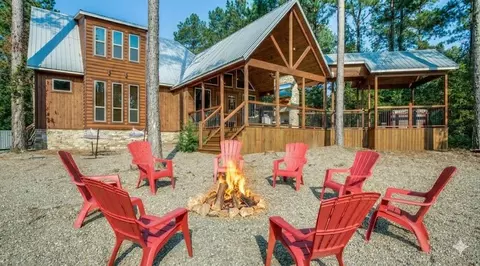 67 Sycamore Springs Ln, Broken Bow, OK 74728