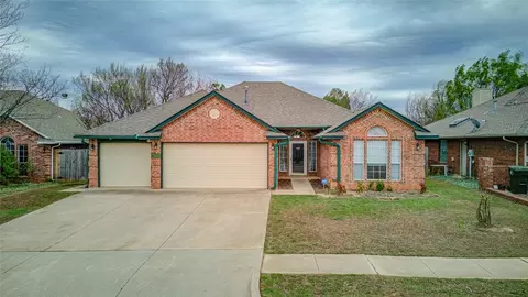 2005 Delancey Dr, Norman, OK 73071