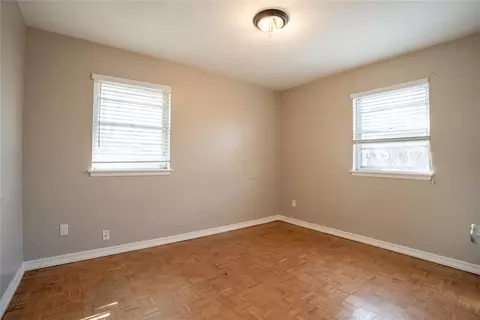 Bedroom - 6904 NW 60th Dr, Bethany, OK 73008 photo 5 of 5