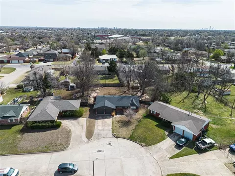 View/Area - 6904 NW 60th Dr, Bethany, OK 73008 photo 2 of 8