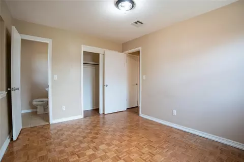 Bedroom - 6904 NW 60th Dr, Bethany, OK 73008 photo 2 of 5