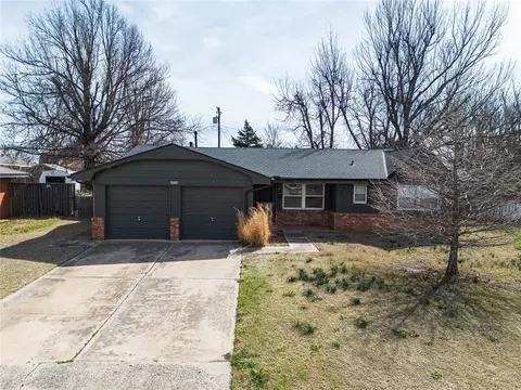 Exterior - 6904 NW 60th Dr, Bethany, OK 73008 photo 7 of 7