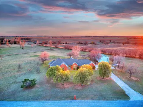 1201 Stable Rock Rd, Yukon, OK 73099
