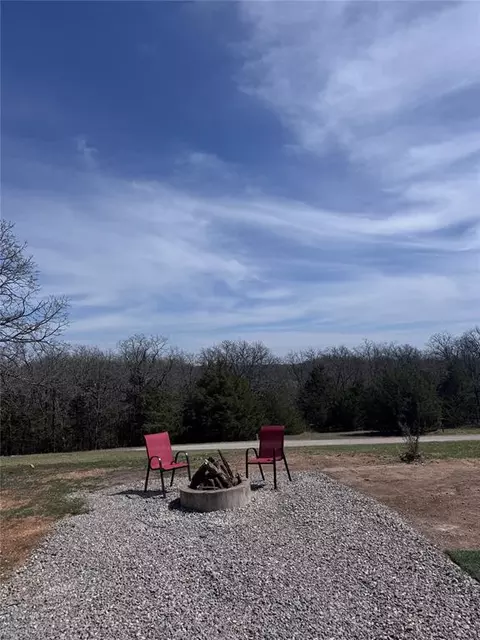 3064 Osage Rd, Sulphur, OK 73086