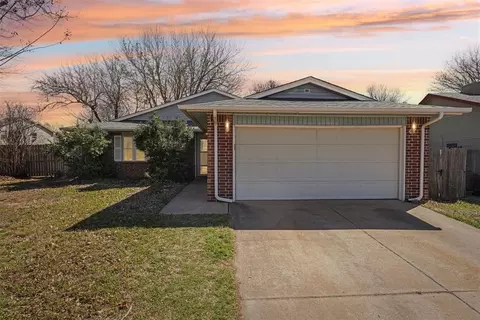 813 Ash Ct, Norman, OK 73072