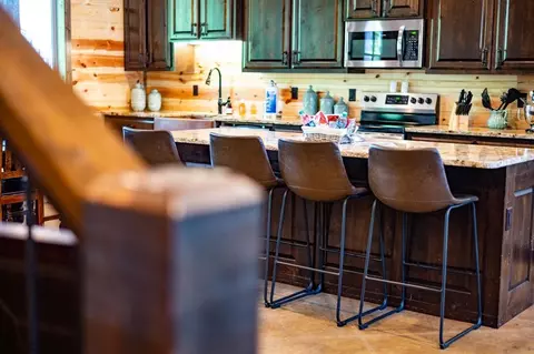 Kitchen - 317 Sugar Pine Loop, Broken Bow, OK 74728 photo 1 of 2