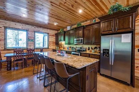 Kitchen - 317 Sugar Pine Loop, Broken Bow, OK 74728 photo 2 of 2