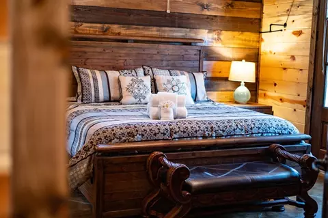 Bedroom - 317 Sugar Pine Loop, Broken Bow, OK 74728 photo 7 of 7