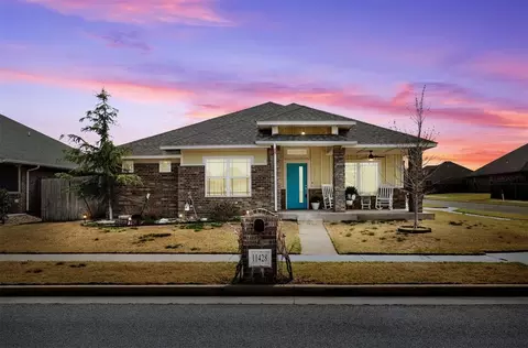 11428 NW 105th St, Yukon, OK 73099