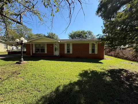 Exterior - 707 S Mcclure St, Broken Bow, OK 74728 photo 12 of 14