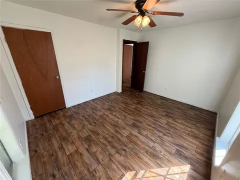 Bedroom - 707 S Mcclure St, Broken Bow, OK 74728 photo 4 of 6