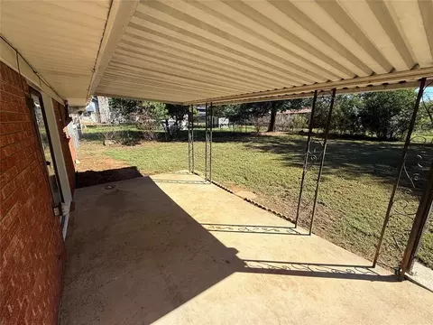 Exterior - 707 S Mcclure St, Broken Bow, OK 74728 photo 3 of 14