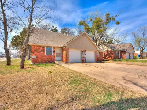 101 N Hortense Ave, Edmond, OK 73034