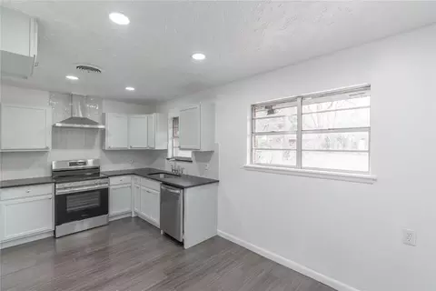 Kitchen - 337 Garrison Dr, Norman, OK 73069 photo 1 of 6