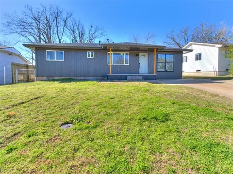 20934 Silver St, Harrah, OK 73045