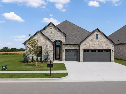 19400 S Country Dr, Edmond, OK 73012