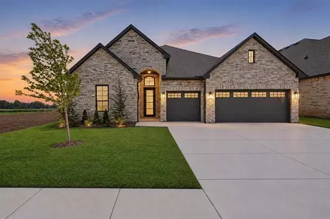 19400 S Country Dr, Edmond, OK 73012