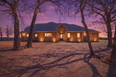 2868 S Anderson Rd, Guthrie, OK 73044