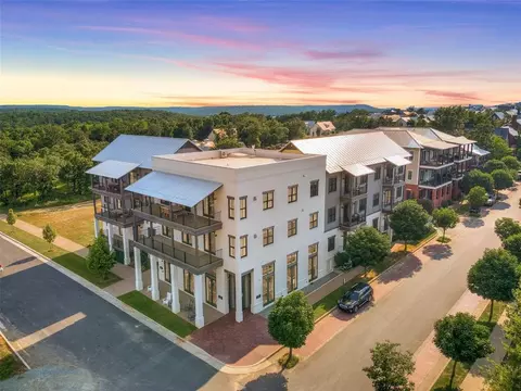 29 N Water St #11F, Carlton Landing, OK 74432