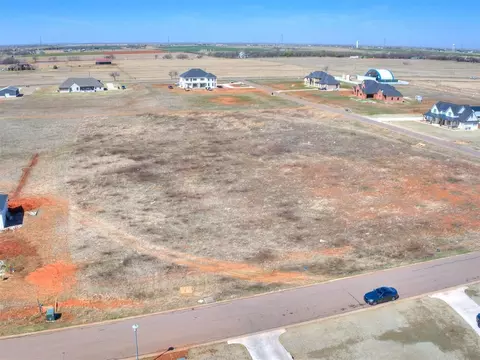 22823 Tuscan Estates Dr, Edmond, OK 73025