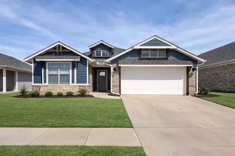 3833 NW 177th St, Edmond, OK 73012