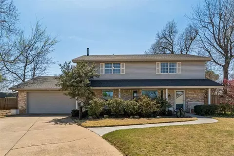 824 Annie Ct, Norman, OK 73069