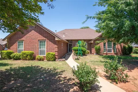 1221 NW 181st St, Edmond, OK 73003