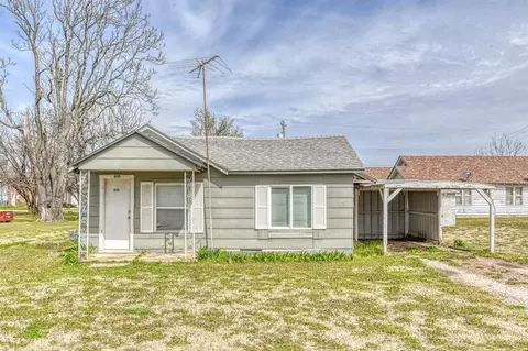 610 Loy St, Meeker, OK 74855