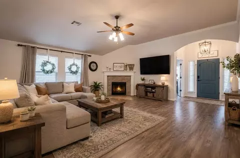 17605 Red Tailed Hawk Way, Edmond, OK 73012