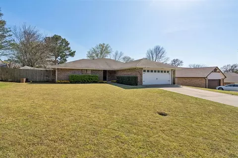 2501 Timber Ter, Ada, OK 74820