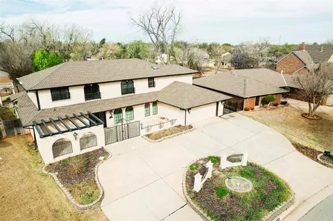 9721 Lakeland Rd, Oklahoma City, OK 73162