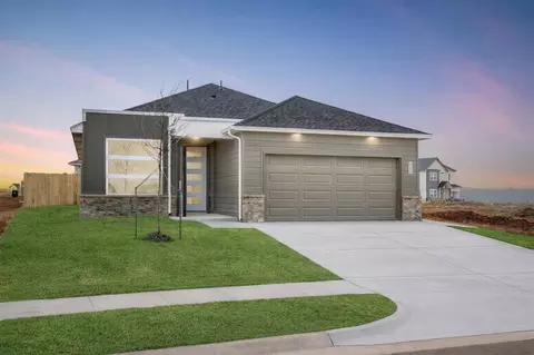 4112 NW 180th St, Edmond, OK 73012