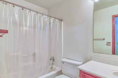 Bath - 2817 Brompton Dr, Norman, OK 73072 photo 5 of 5