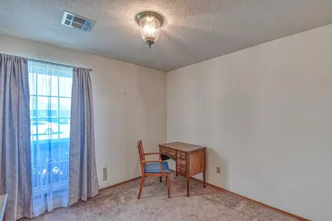 Bedroom - 2817 Brompton Dr, Norman, OK 73072 photo 4 of 6