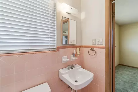 Bath - 1237 Denison Dr, Norman, OK 73069 photo 6 of 8