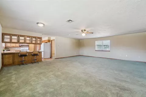 Living - 1237 Denison Dr, Norman, OK 73069 photo 7 of 9