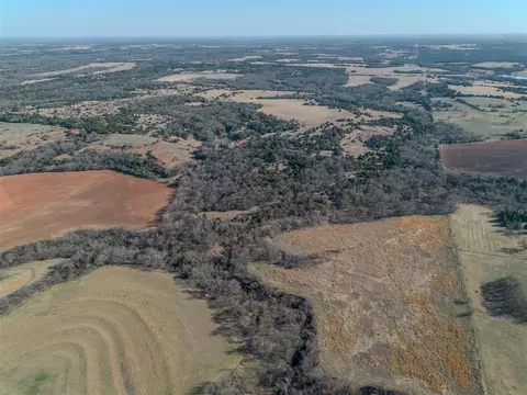 8740 E Prairie Grove Rd, Guthrie, OK 73044