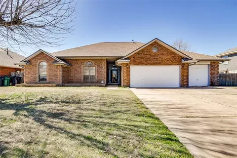 8201 Harvest Hills South Blvd, Oklahoma City, OK 73132