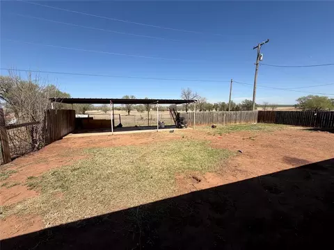 709 E N Boundary Hwy, Sentinel, OK 73664 photo 23